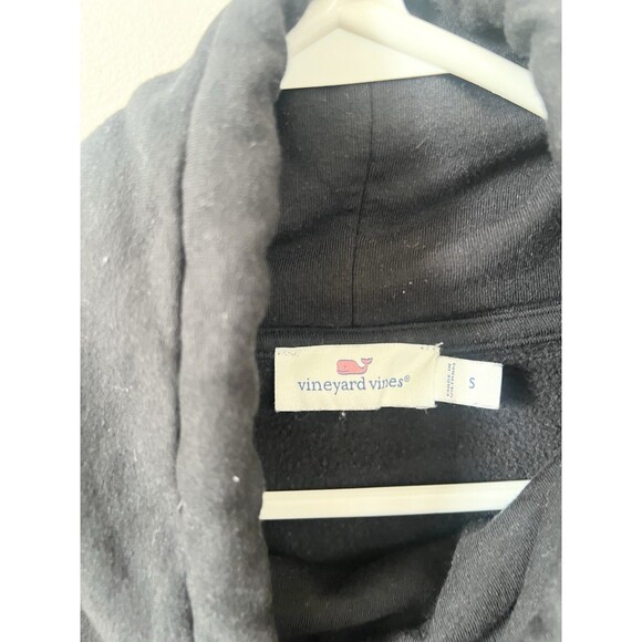 Women's Vineyard Vines Black Funnel Neck Sweatshirt Size Small Pockets Soft - Picture 3 of 8